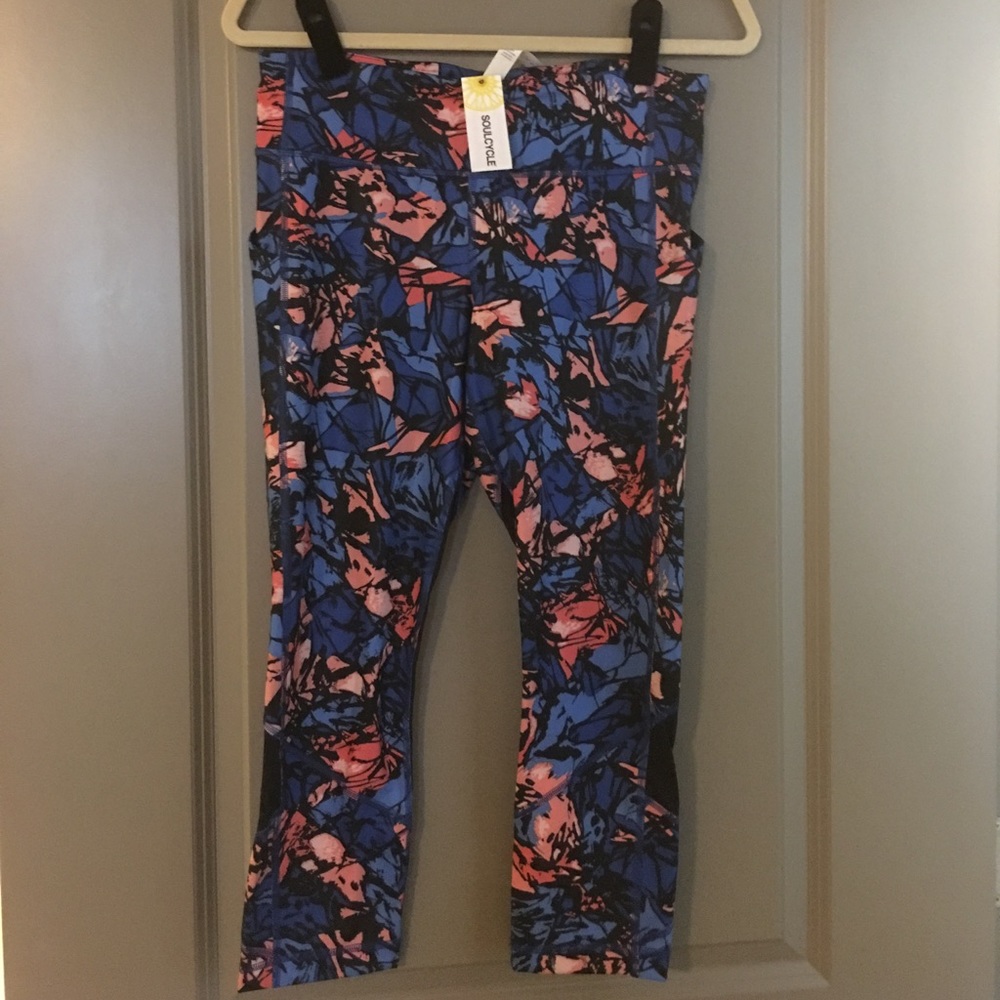 Lululemon x SoulCycle capris, size 8